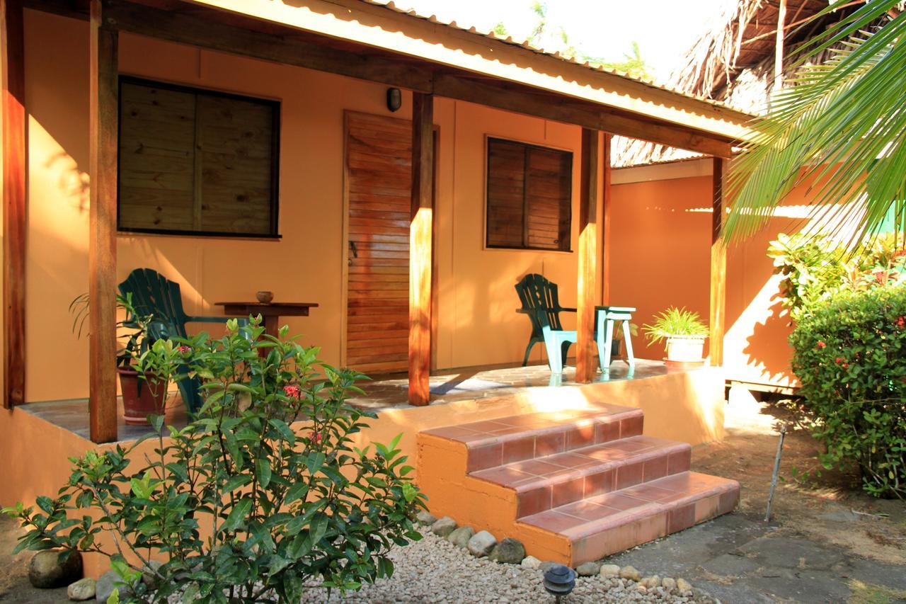 Cabinas Sol Y Mar Zancudo Екстериор снимка